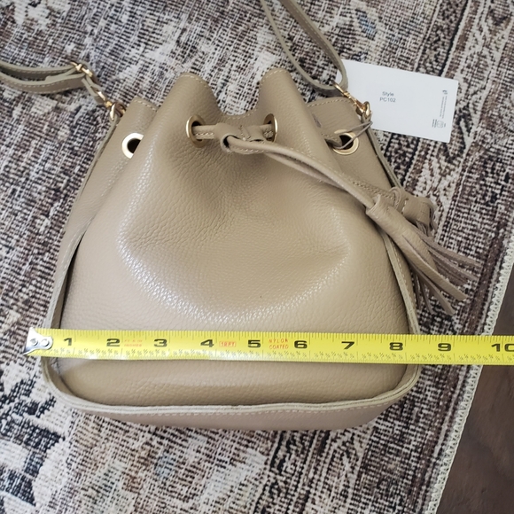 🇮🇹Cheval Firenze Taupe Tassel Bucket Bag Leather Made In Italy🇮🇹 - Picture 4 of 9